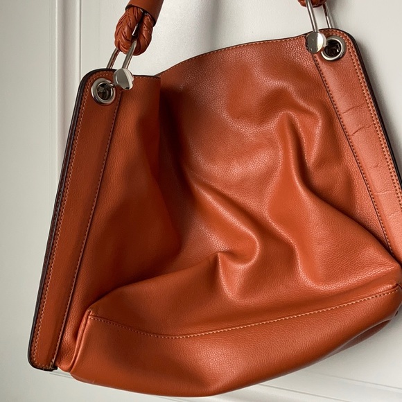 Handbag - Picture 2 of 5